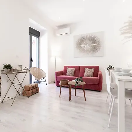 Akicity Alameda Rust Apartment