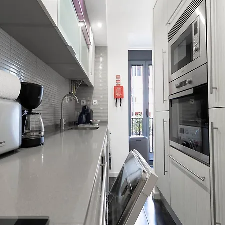Akicity Alameda Rust Apartment Lissabon